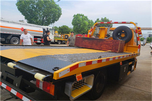 包头附近拖车电话号码服务